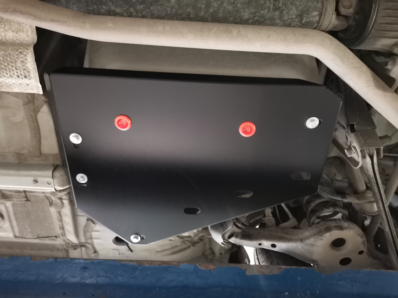 Защита бака (правый) для Toyota Yaris (XP210) 2019-2023, сталь 2 мм