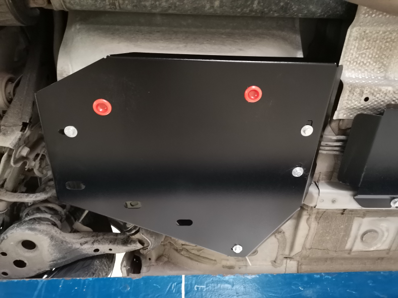 Защита бака (левый) для Toyota Yaris (XP210) 2019-2023, сталь 2 мм